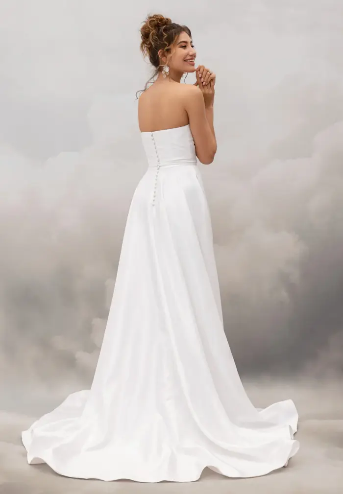 Cathrine Deane Noah Gown