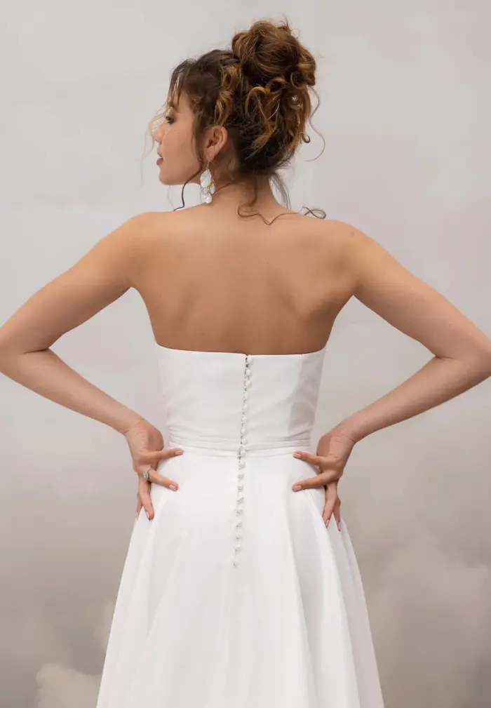 Cathrine Deane Noah Gown